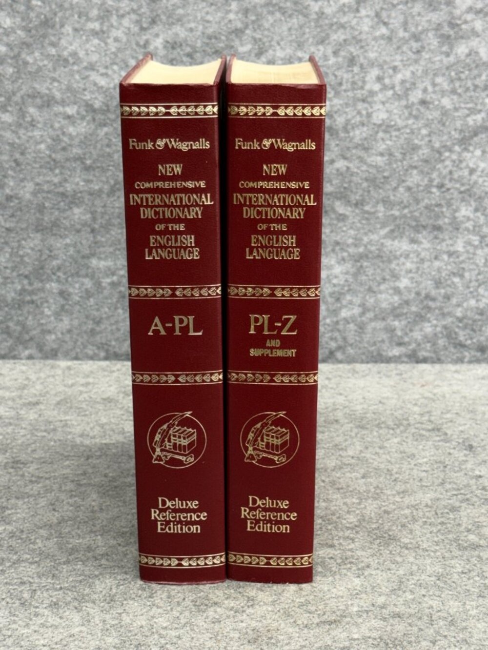 Funk & Wagnalls New Comprehensive International Dictionary English Language